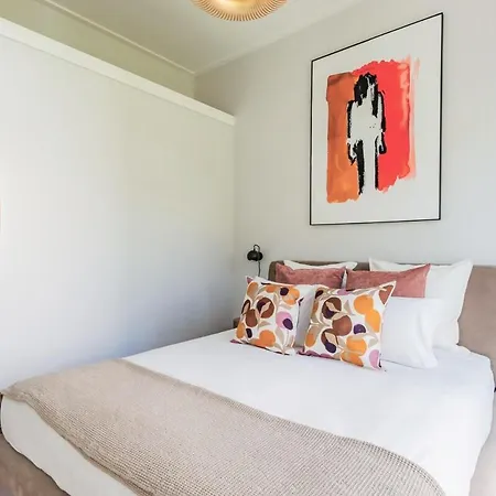 Apartament Campo De Ourique Deluxe Mid-term *