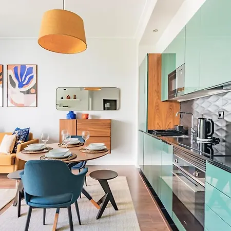 Apartament Campo De Ourique Deluxe Mid-term