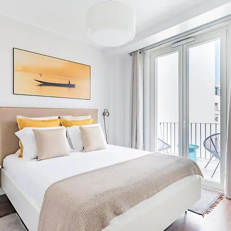Apartament Campo De Ourique Deluxe Mid-term