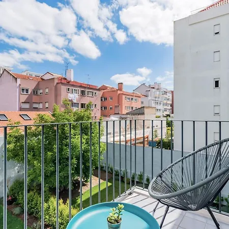 Apartament Campo De Ourique Deluxe Mid-term *
