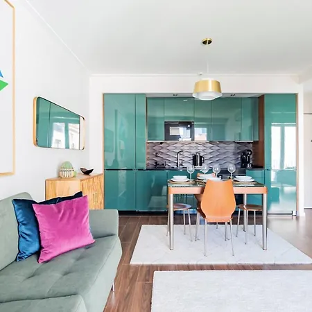 Apartament Campo De Ourique Deluxe Mid-term