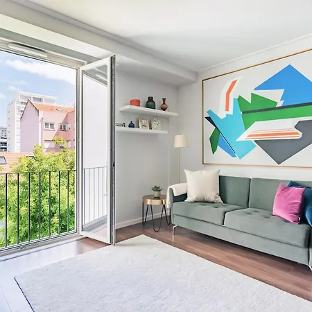 Apartament Campo De Ourique Deluxe Mid-term