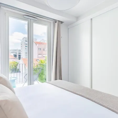 Apartament Campo De Ourique Deluxe Mid-term