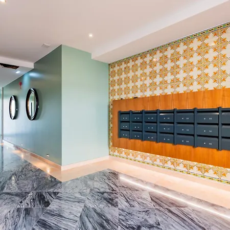 Апартаменти Campo De Ourique Deluxe Mid-term Лісабон